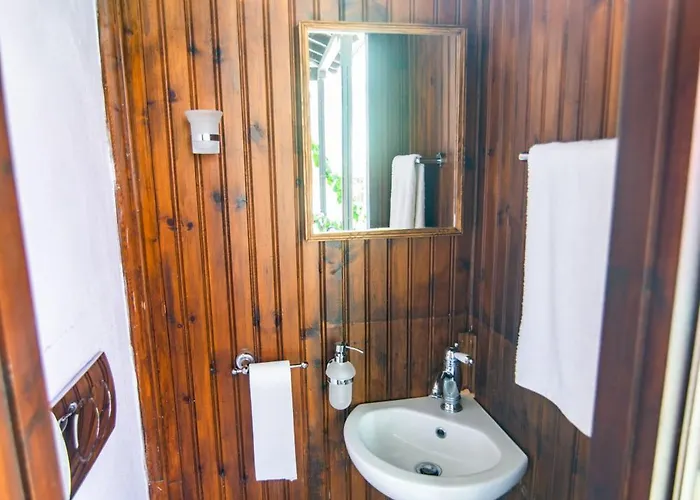 Case de vacanță The Bougainvillea *